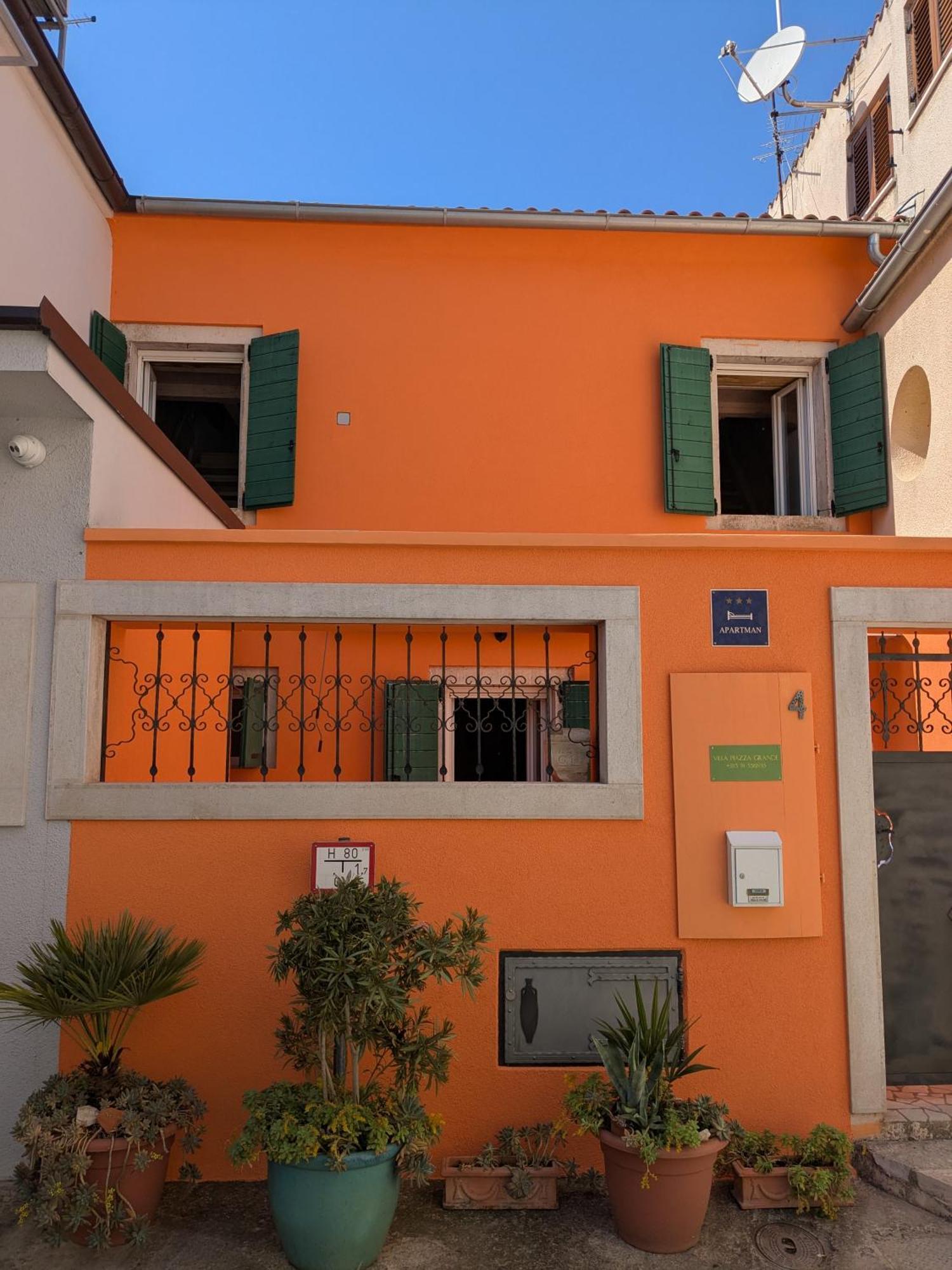 Villa Piazza Grande Fažana Buitenkant foto